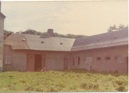 Les écuries et la grange de Fort-Mahon en 1974