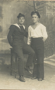 1918 Chauvigne  Serge et un marin russe à St Petersbourg