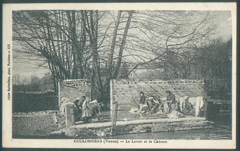 Coulombiers CPA lavoir
