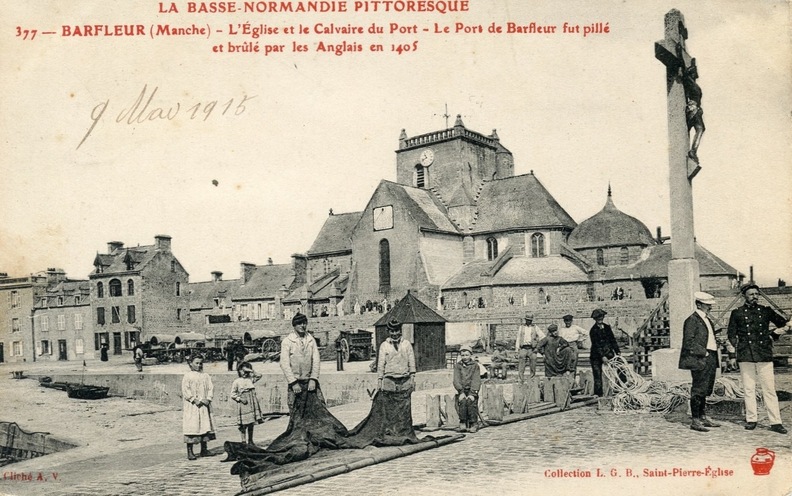 Barfleur_Eglise_et_Calvaire_du_port_9mai1915_Via_Geneanet.png