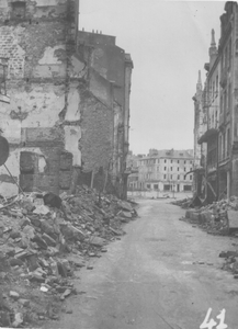 Lorient 1944 bombardements
