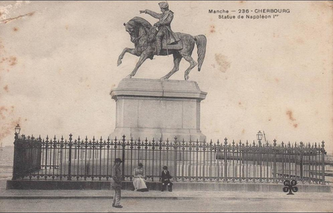 Cherbourg  - Statue de Napoléon 1er