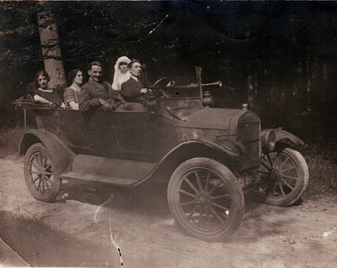 Henri Bayle dans l'auto : une Ford Modèle T ? vers 1920