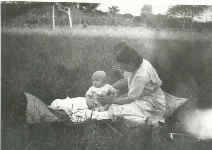 1945 RCA Wayombo Francis sa mère chauvigne