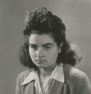 Ginette Bayle en 1943