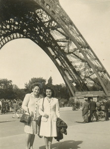 Annick Labanot et Ginette Cadel, les copines d'école - 1944