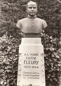 Détail du buste de l'abbé Eugène Fleury
