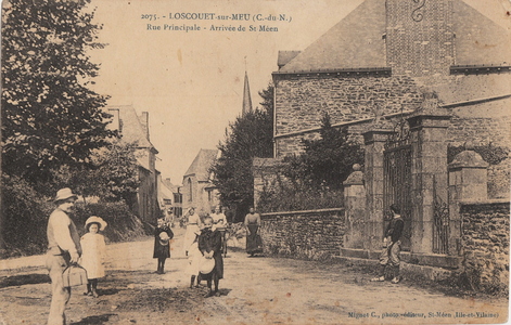 Loscouët - Rue principale - Arrivée de Saint-Méen