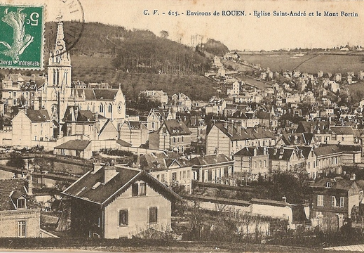 Mont-Saint-Aignan - Église Saint-André et le mont Fortin