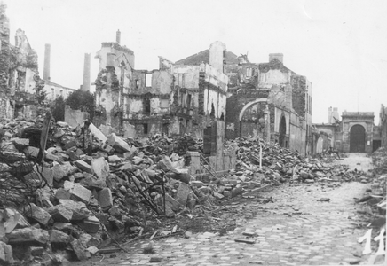 Lorient 1944 apres bombardements