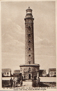 Bangor : le grand phare de Kervilaouen ou phare de Goulphar
