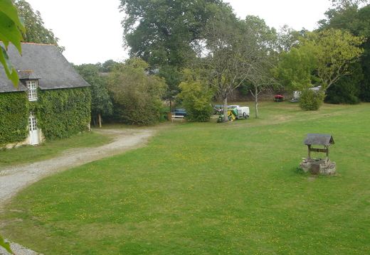 Manoir de Saint-Armel - Vue vers l'emplacement de l'ancienne chapelle